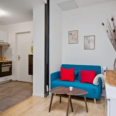 Charming Studio With Terrace In - Welkeys *