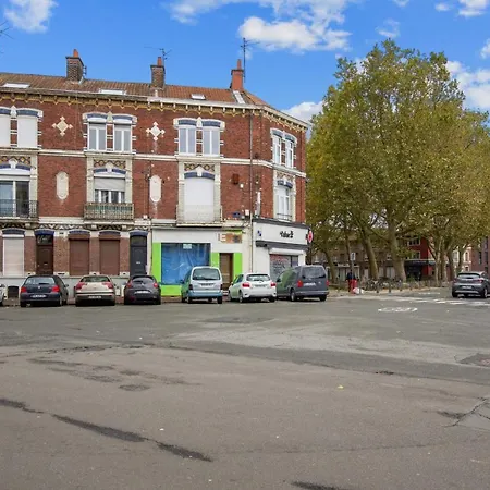 Charming Studio With Terrace In - Welkeys Lille