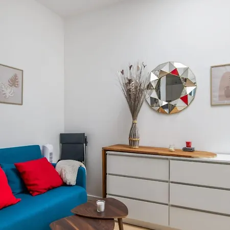 Lejlighed Charming Studio With Terrace In - Welkeys Lille