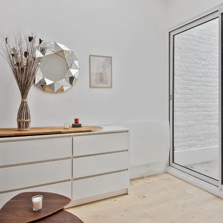 Charming Studio With Terrace In - Welkeys *
